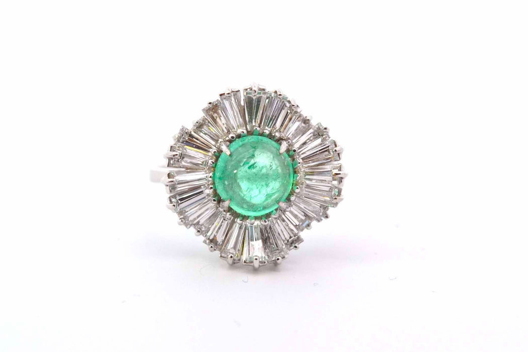 Bague Or blanc Emeraude cabochon Diamants