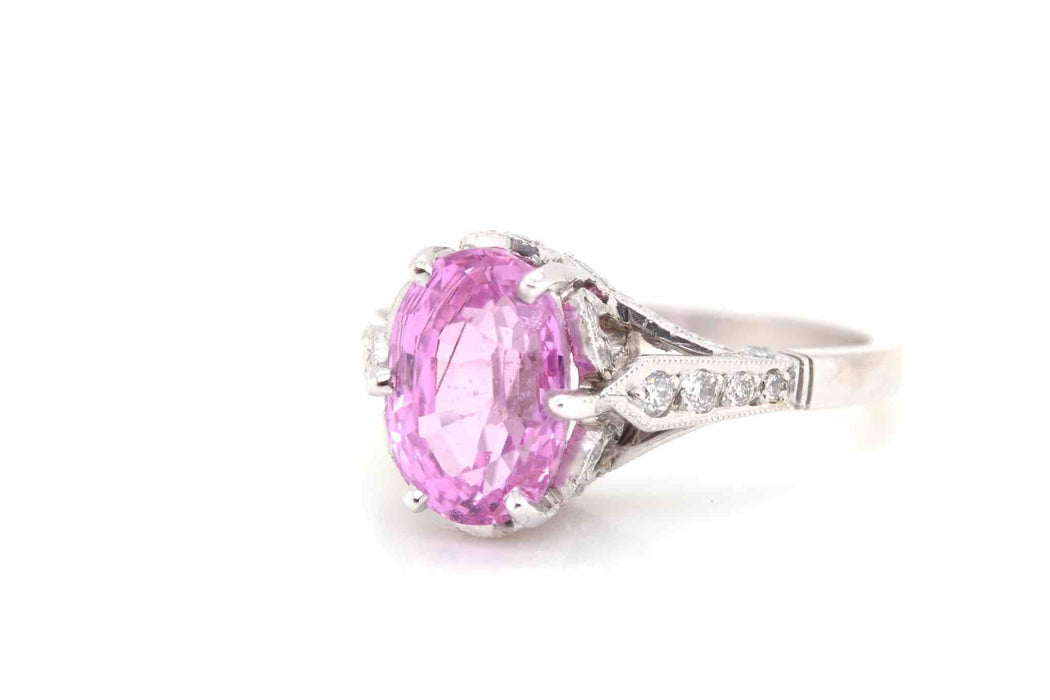 Bague Platine Saphir rose ovale Diamants