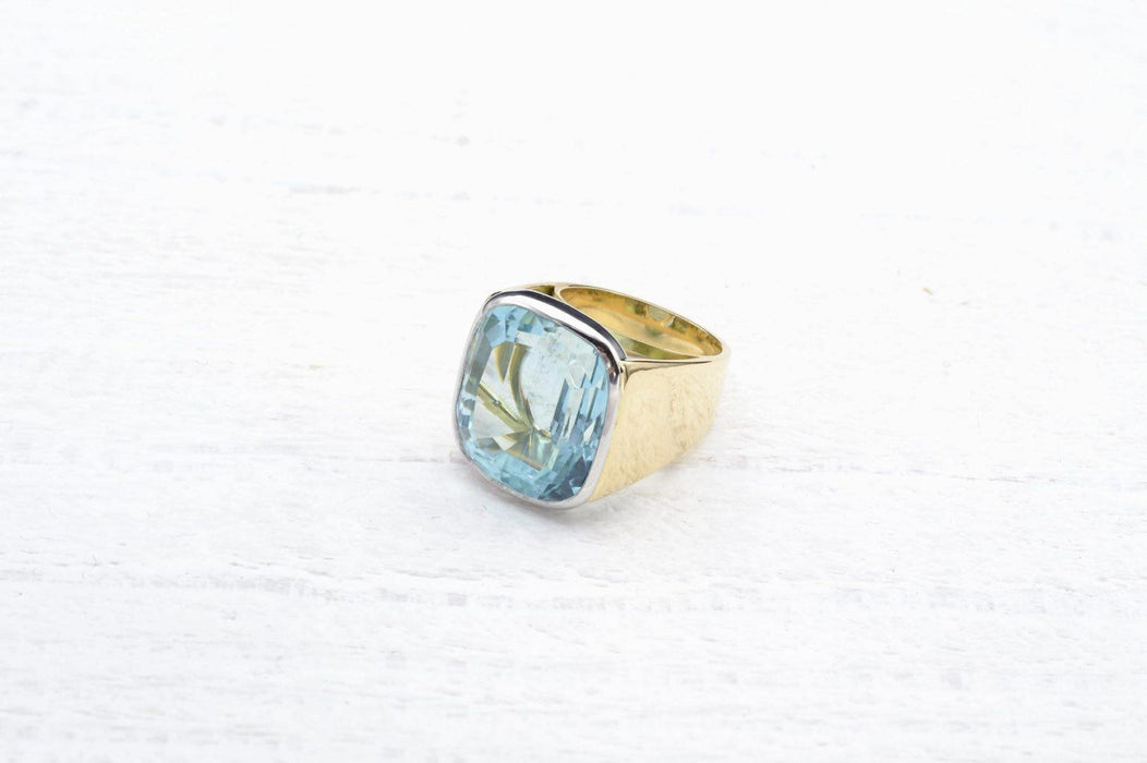 Bague chevalière Or jaune Platine Aigue-marine
