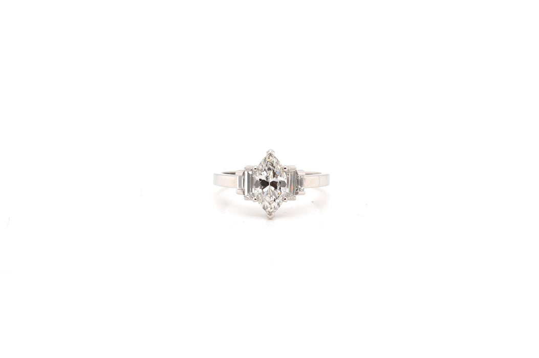 Bague Platine Diamant navette et baguette