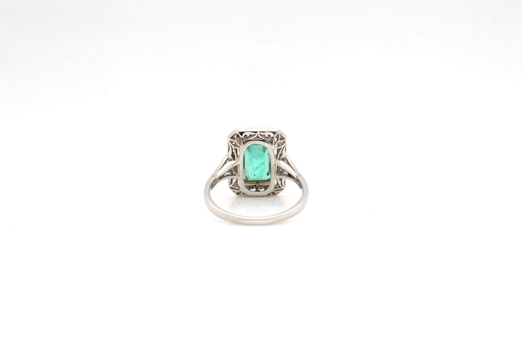 Bague rectangle Or jaune Platine Emeraude Diamants