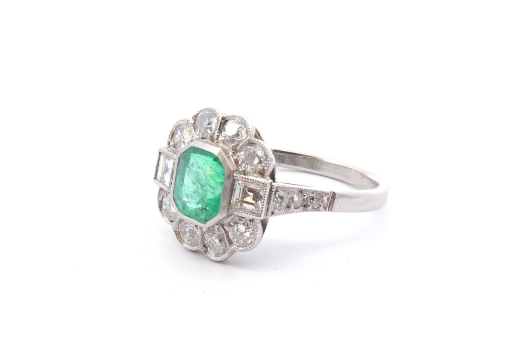 Bague Platine Emeraude Diamants