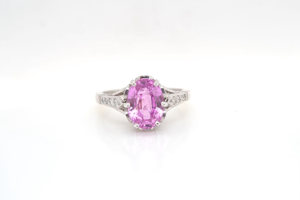 Bague Platine Saphir rose ovale Diamants