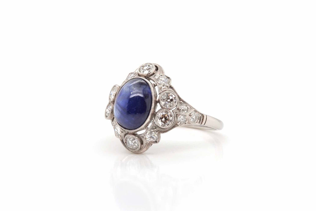 Bague Platine Saphir cabochon Diamants