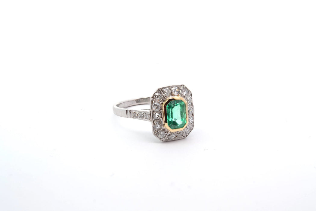 Bague émeraude diamants en platine