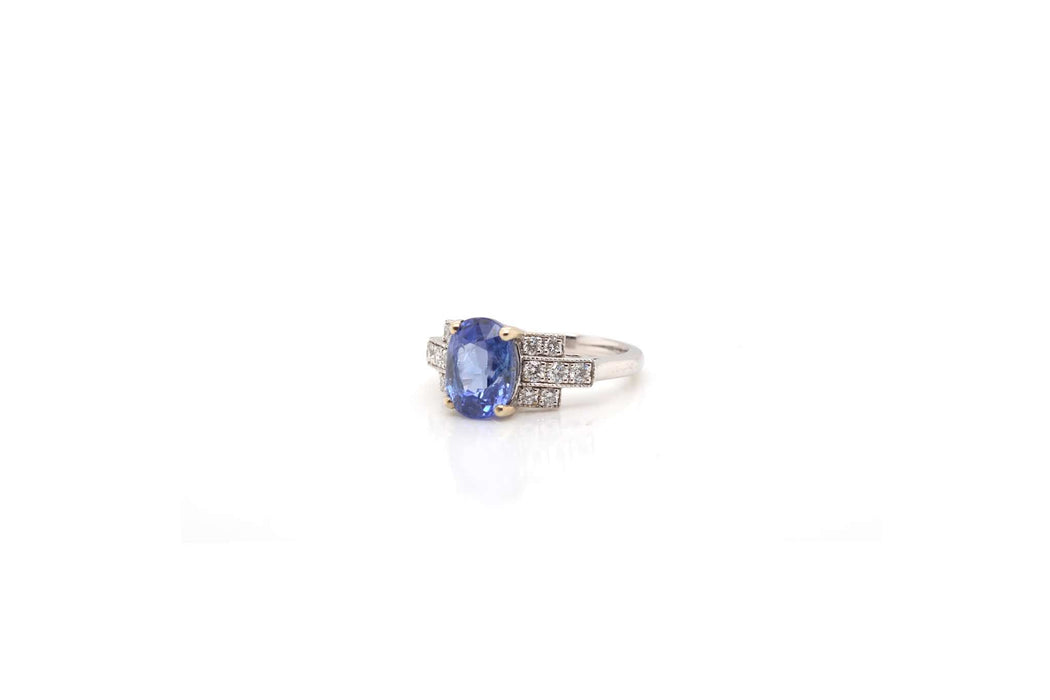Bague saphir de Ceylan et diamants en or blanc 18k