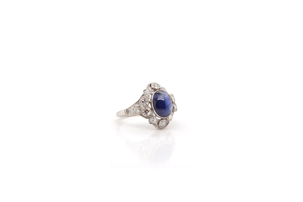 Bague Platine Saphir cabochon Diamants