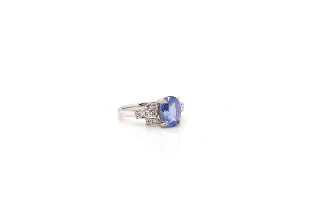 Bague saphir de Ceylan et diamants en or blanc 18k