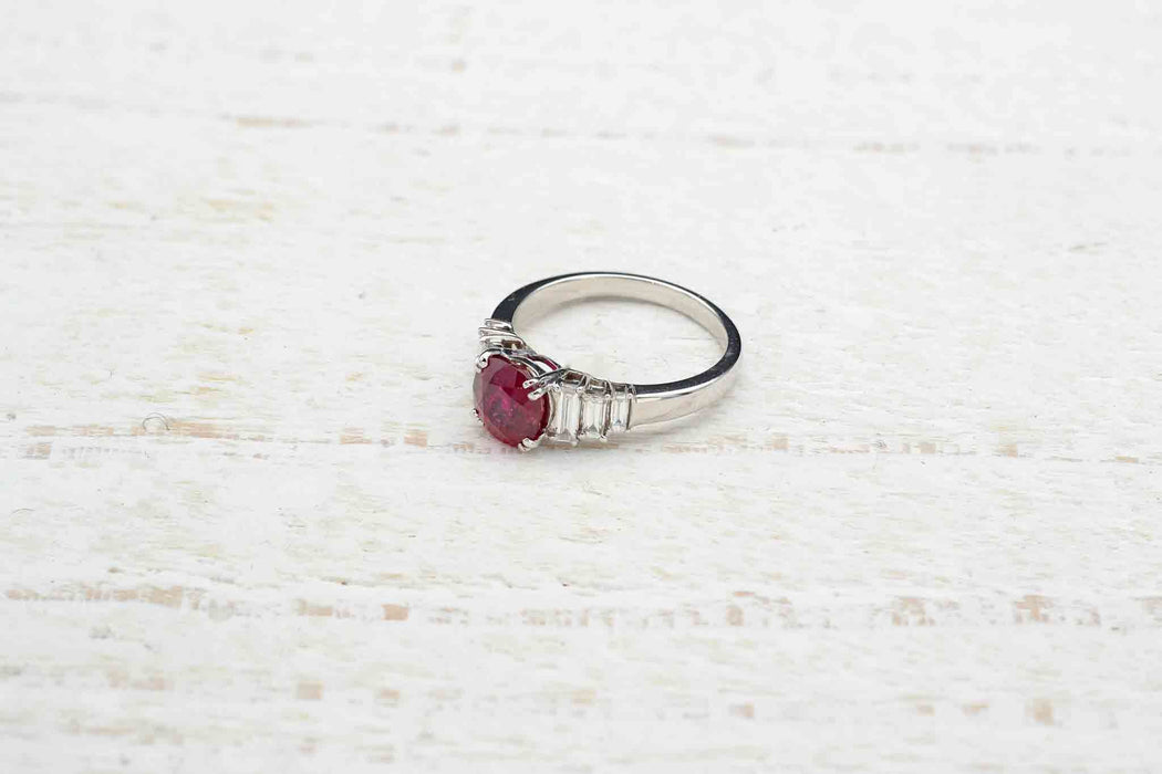Bague Or blanc Rubis Diamants