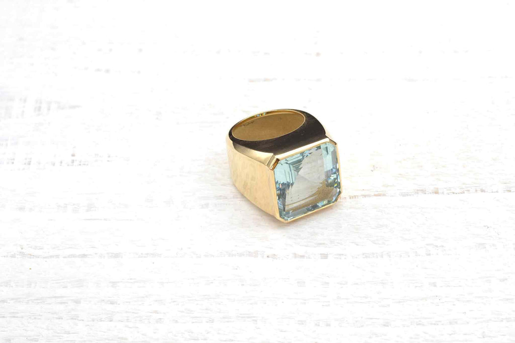 Bague Or jaune Aigue-marine