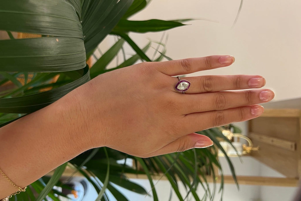 Bague Rétro Or blanc Diamant Rubis