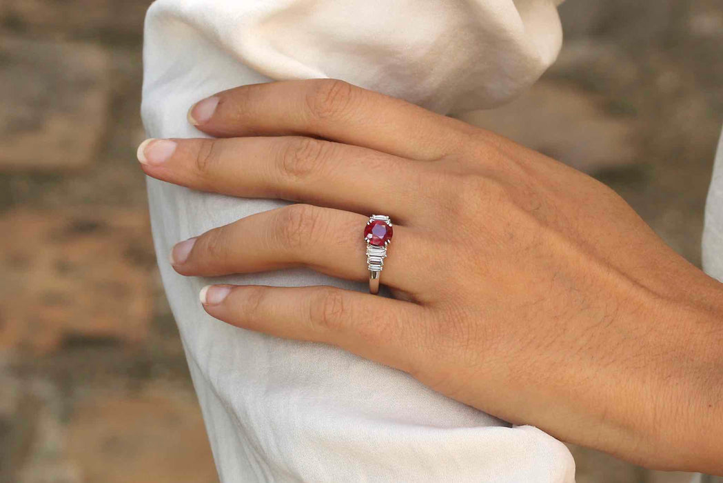 Bague Or blanc Rubis Diamants