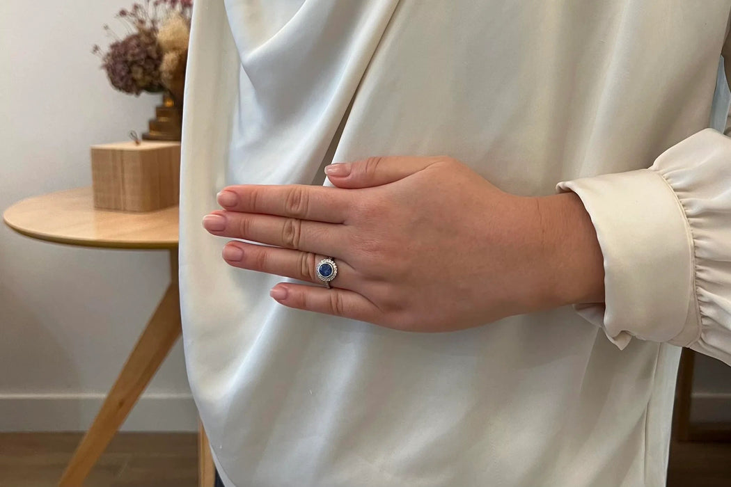 Bague Platine Saphir rond Diamants