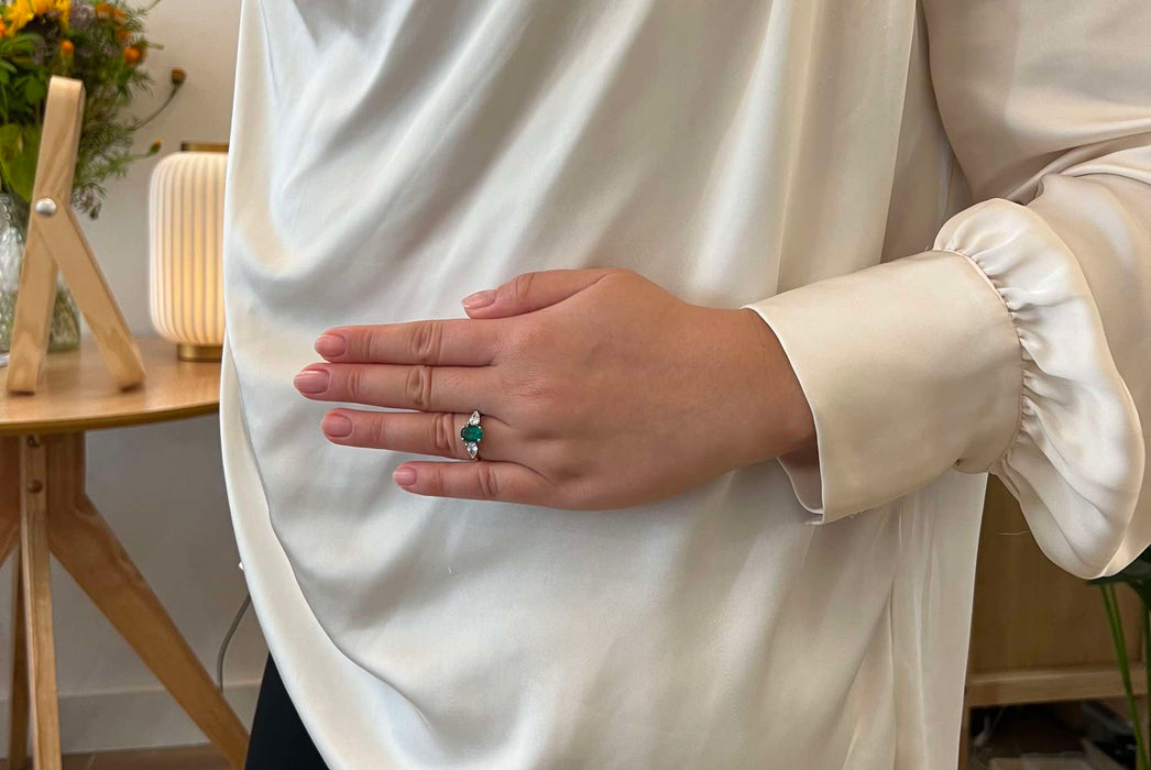 Bague Or jaune Platine Emeraude Diamants