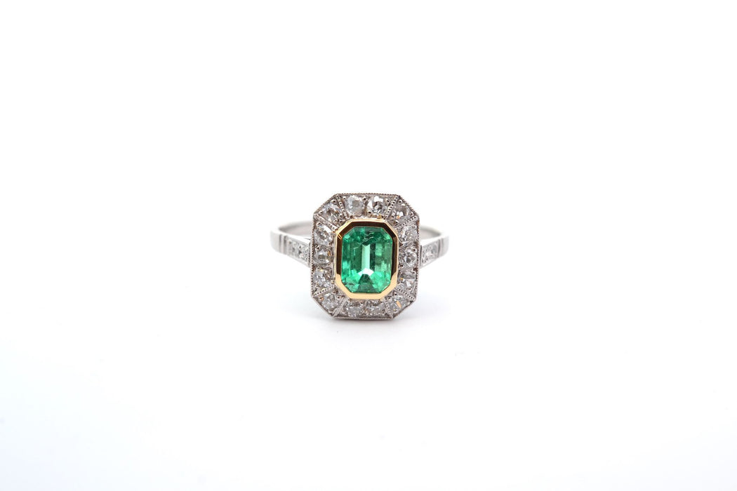 Bague émeraude diamants en platine