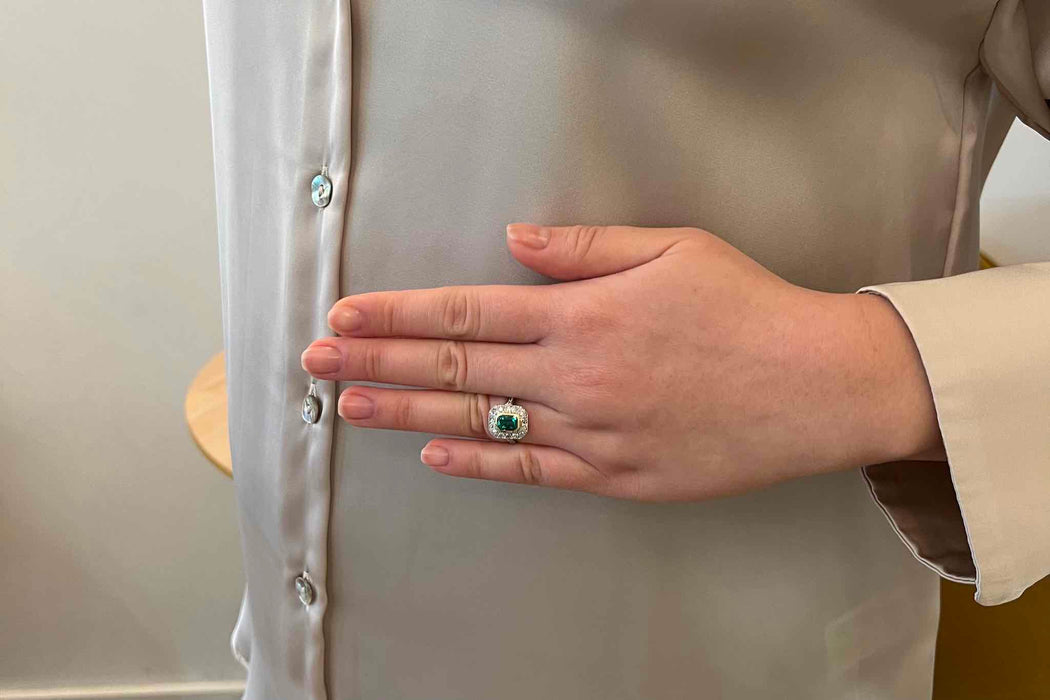 Bague émeraude diamants en platine