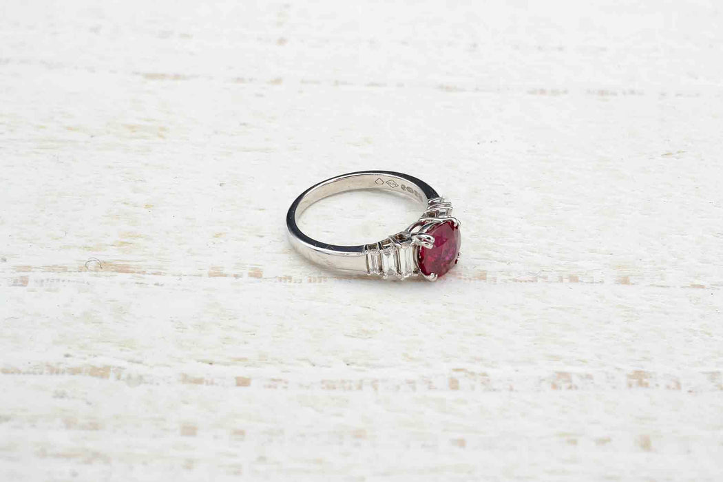 Bague Or blanc Rubis Diamants