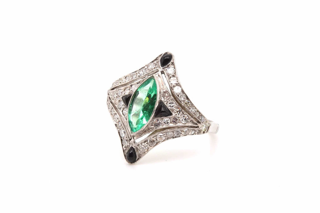 Bague Art Déco Platine Emeraude Saphirs Diamants