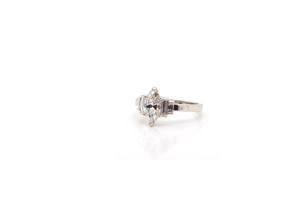 Bague Platine Diamant navette et baguette